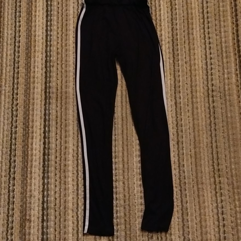 Black leggings
